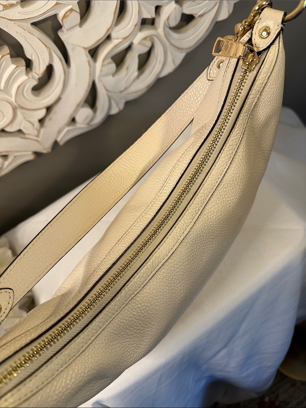 Coach Pebbled Leather Shoulder Bag in Cream and Gold - Picture 7 of 12